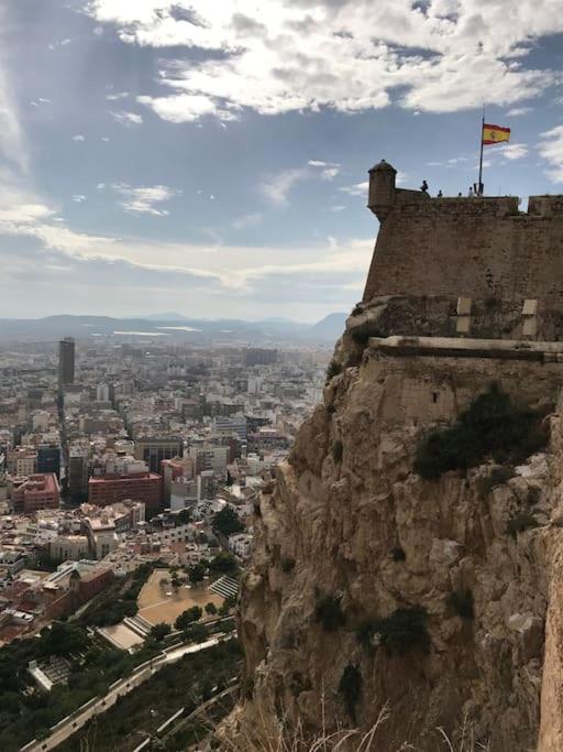 Carpediem Apart Terraza-Atico Alicante Center エクステリア 写真
